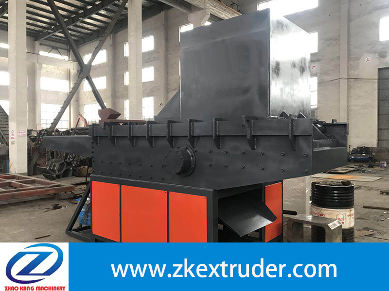 Plastic single shaft shredder
